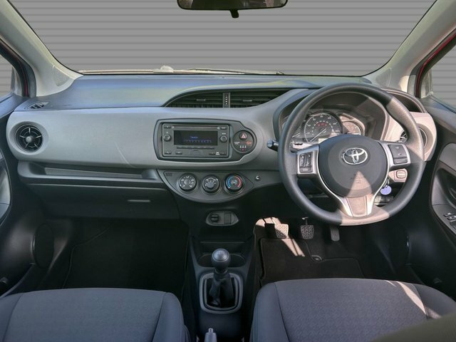 Toyota Yaris 2018 1.0 Vvt-i Active Hatchback Red #4