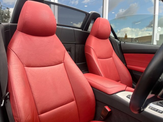 BMW Z4 2015 2.0 20I Convertible Sdrive Eu Black #5