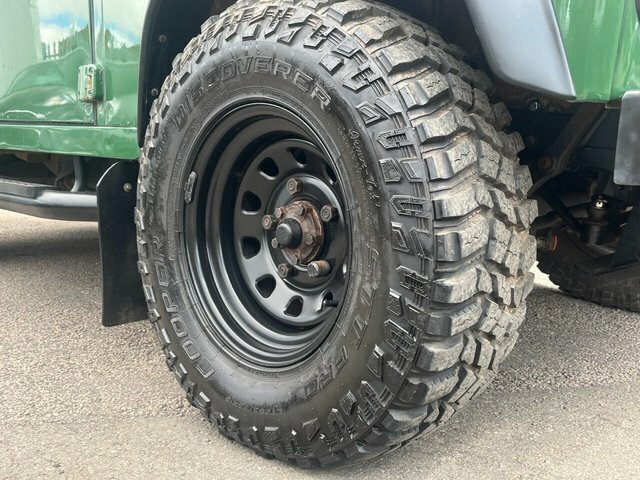 Land Rover Defender 90 1999 2.5 Td5 Hard Top Suv Swb 127 B Green #3