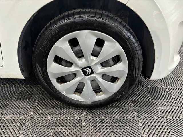 Citroen C1 Hatchback 1.2 Puretech Flair Euro 6 201867 Red #34