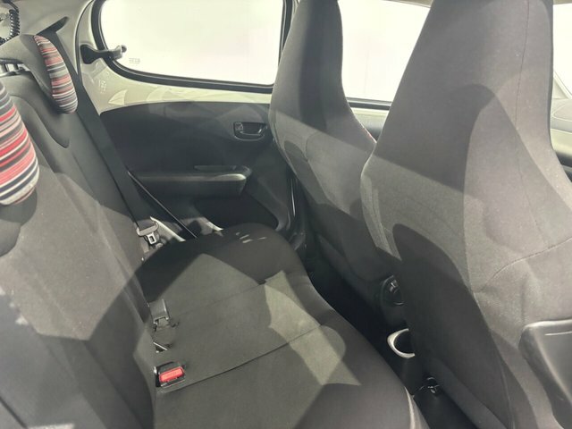 Citroen C1 Hatchback 1.2 Puretech Flair Euro 6 201867 Red #31