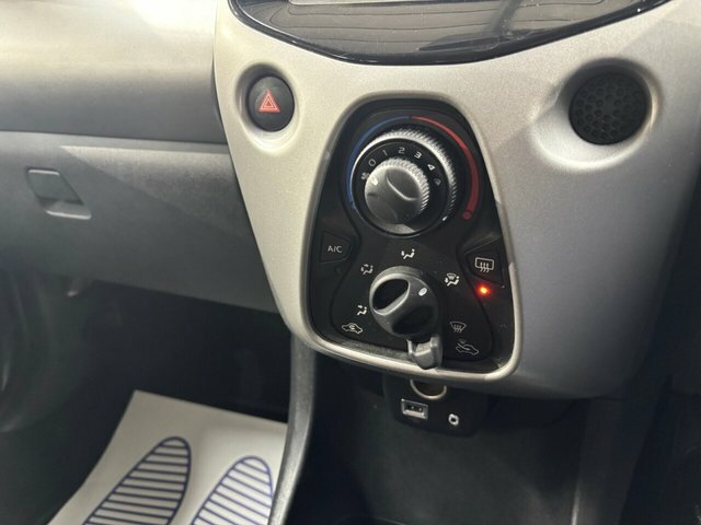 Citroen C1 Hatchback 1.2 Puretech Flair Euro 6 201867 Red #30