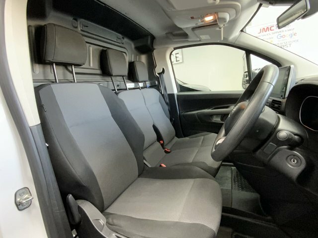 Toyota Proace City 1.5 Bluehdi Icon Long YP23XPV White #6