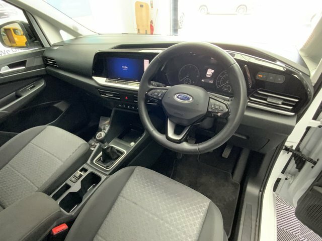 Ford Grand Tourneo Connect 2.0 Ecoboost Titanium Mpv White #2