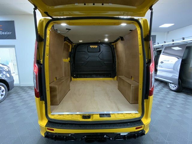 Ford Transit Custom 2.0 340 Ecoblue Leader Yellow