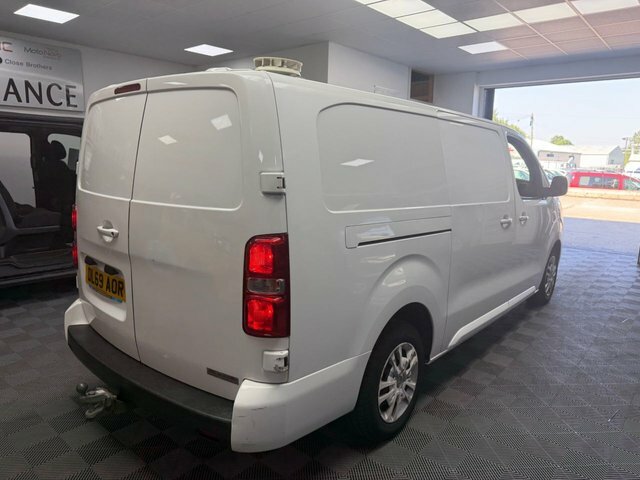 Vauxhall Vivaro 1.5 Turbo D 2900 White #4