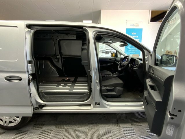 Ford Transit Connect Active Black #21