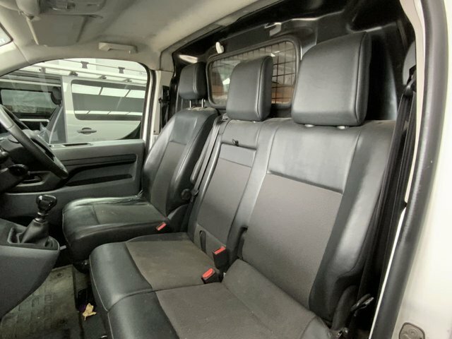 Toyota PROACE 2.0D Icon Long Panel White #6