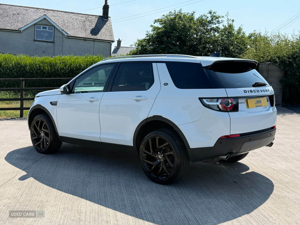 Land Rover Discovery Sport 2.0 Td4 Se Tech 5 Seat PX68ZVB White #5