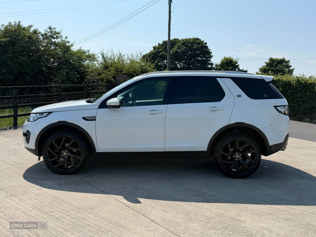Land Rover Discovery Sport 2.0 Td4 Se Tech 5 Seat PX68ZVB White #6