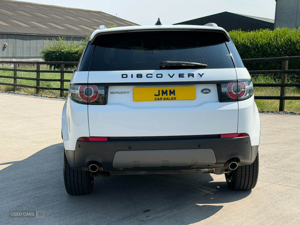 Land Rover Discovery Sport 2.0 Td4 Se Tech 5 Seat PX68ZVB White #4