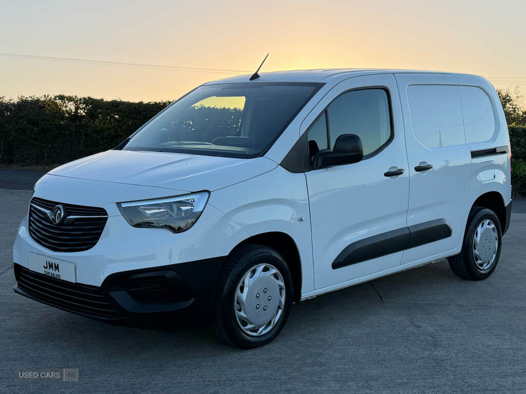 Vauxhall Combo 1.5 Turbo D Se Mpv Euro 6 Ss Black #8