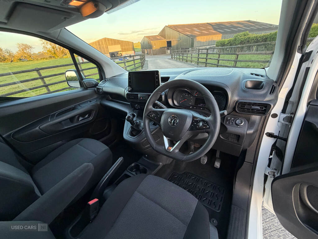 Vauxhall Combo 1.5 Turbo D Se Mpv Euro 6 Ss Black #10