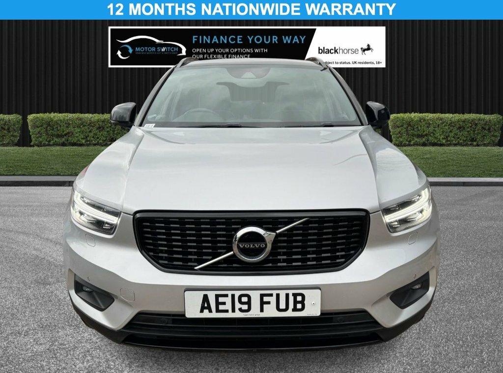Volvo XC40 2L R-design Pro AE19FUB Silver #2
