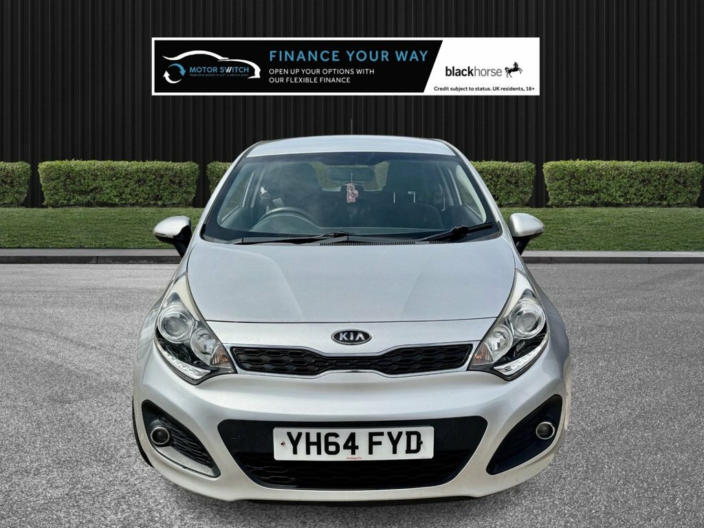 Kia RIO Hatchback Silver #2