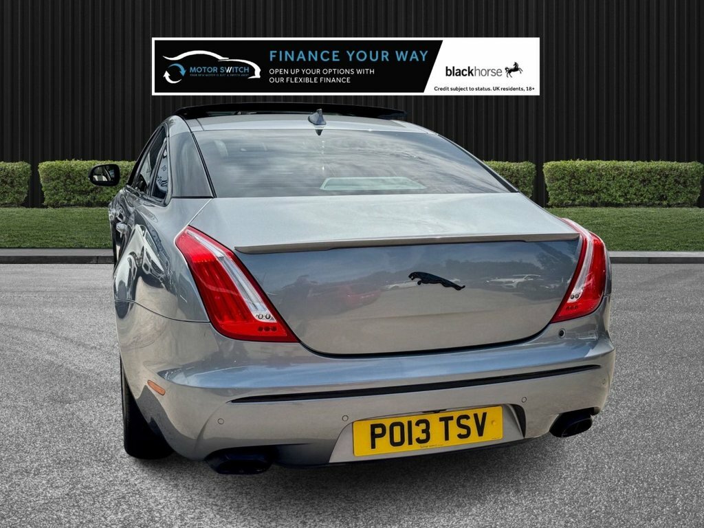 Jaguar XJ 3.0D V6 Premium Luxury Saloon Euro White #11