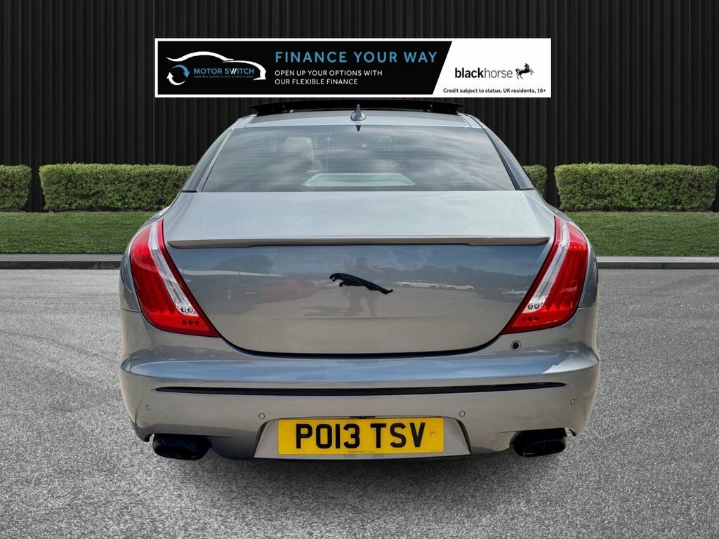 Jaguar XJ 3.0D V6 Premium Luxury Saloon Euro White #8