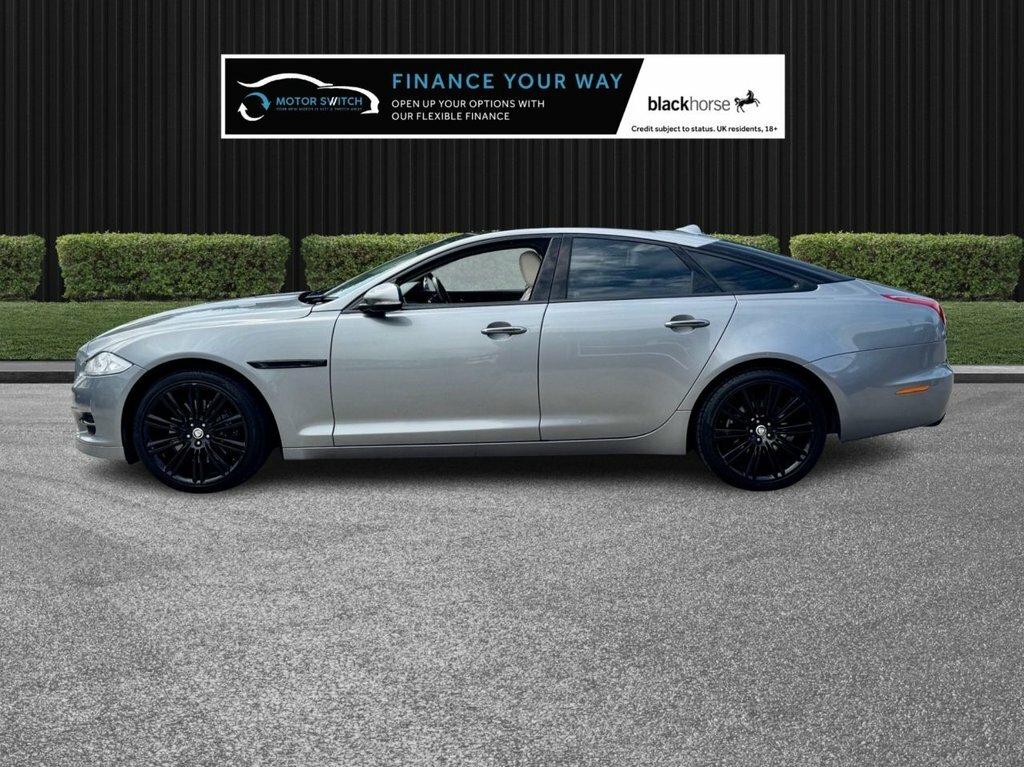 Jaguar XJ 3L Portfolio Grey #4