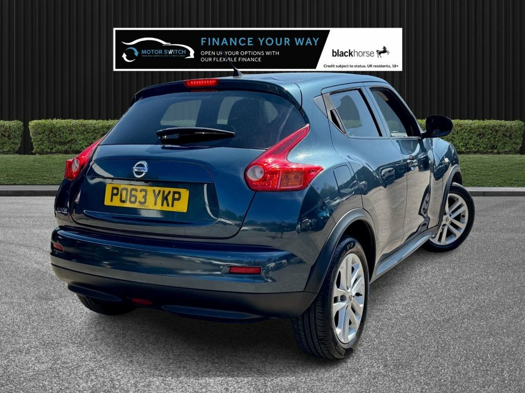 Nissan Juke Acenta White #9