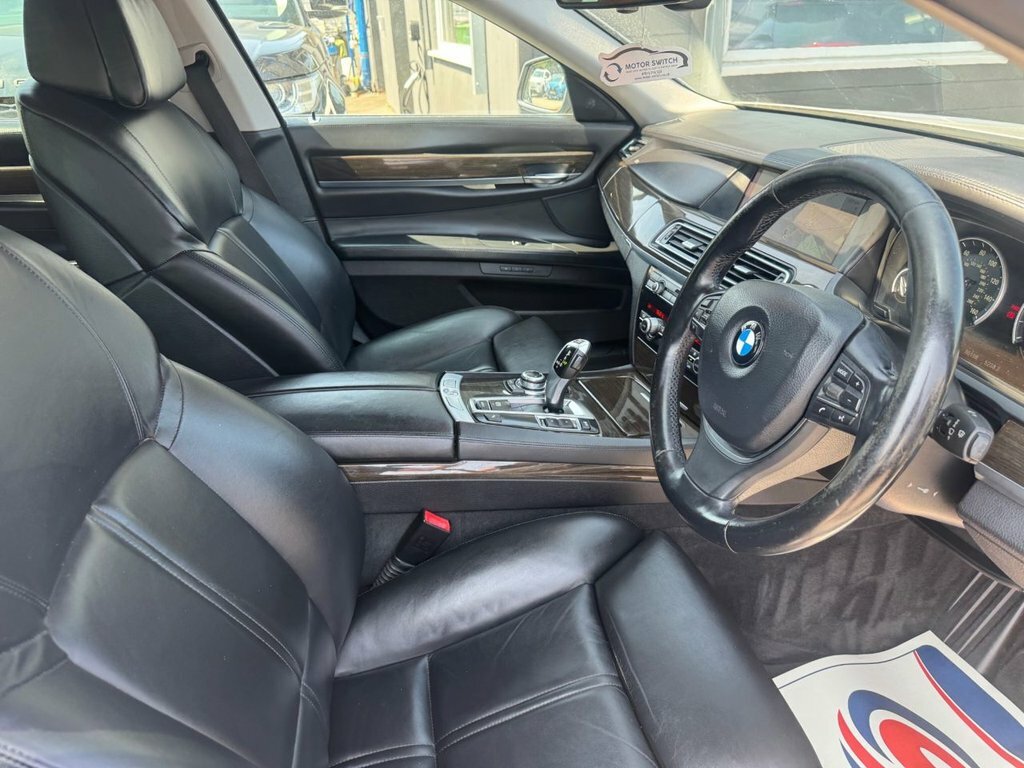 BMW 7 Series 3.0 730D M Sport Black #18