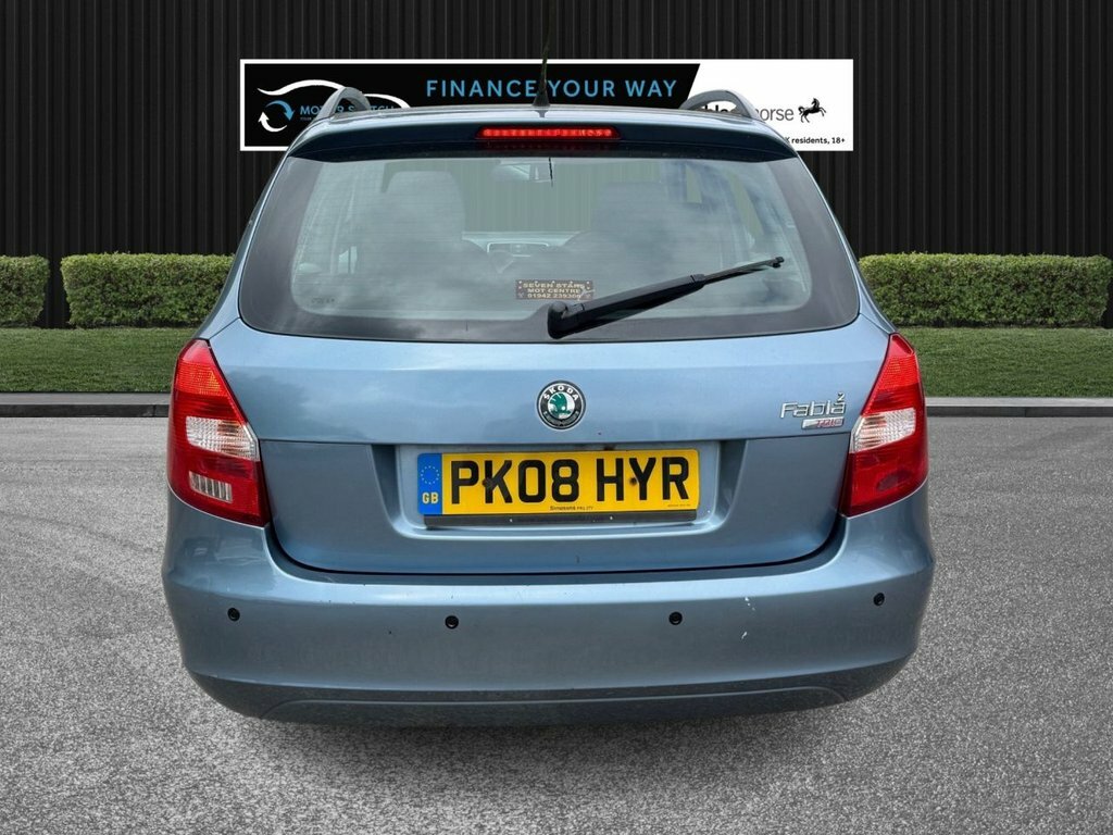 Skoda Fabia 2 16V 105 Tiptronic Beige #8