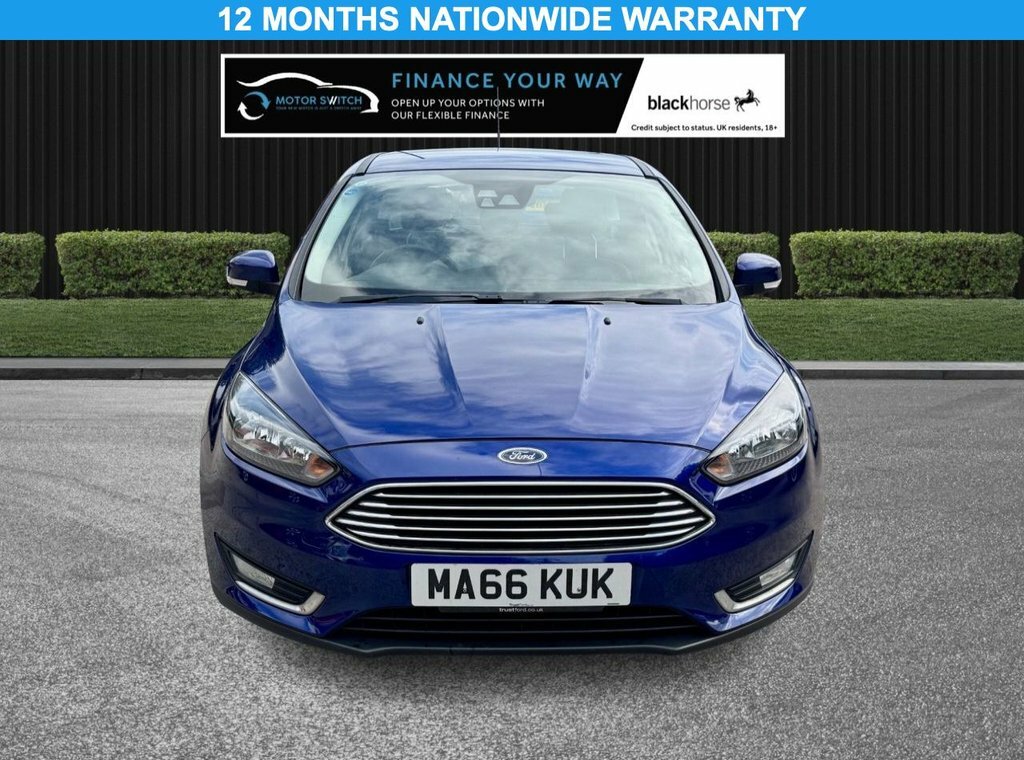Ford Focus Hatchback Blue #2