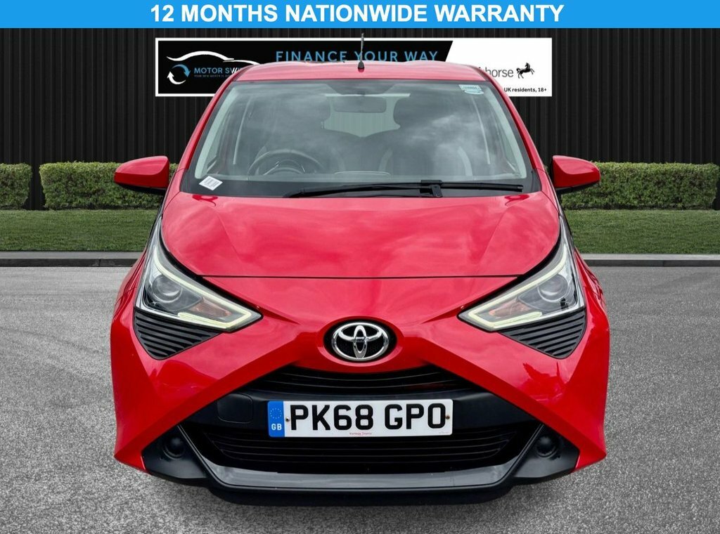 Toyota Aygo 1L X-play Red #2