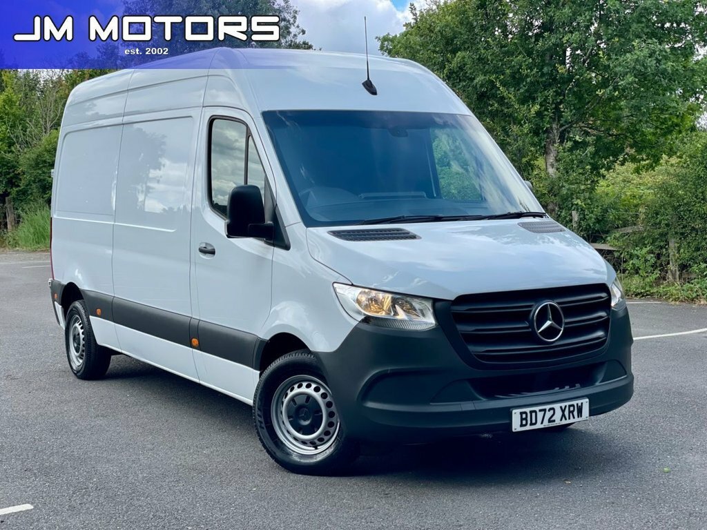 Mercedes-Benz Sprinter 2L Progressive BD72XRW White #4