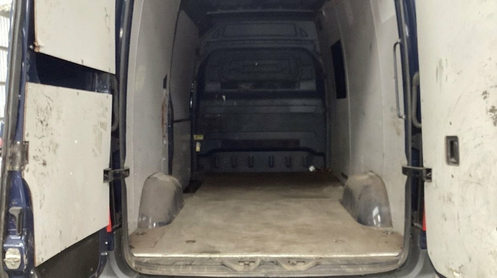 Mercedes-Benz Sprinter Mpv BJ69KBK Blue #2