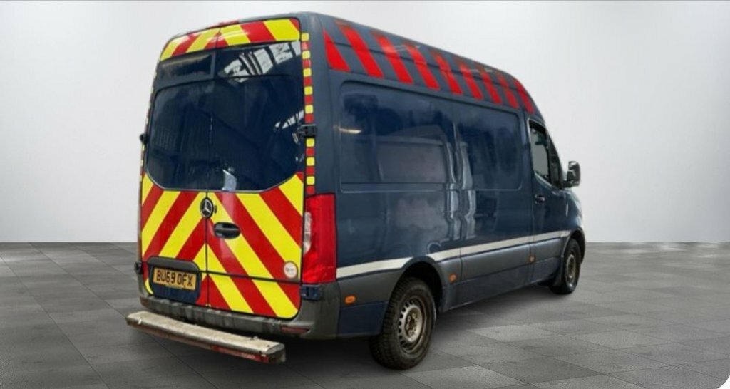 Mercedes-Benz Sprinter 2.1L Null Blue