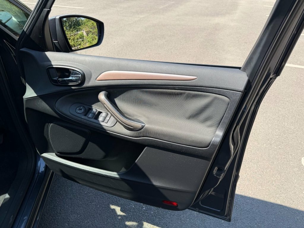 Ford S-Max 2.0 Titanium 7 Seater Pan Roof Silver #13