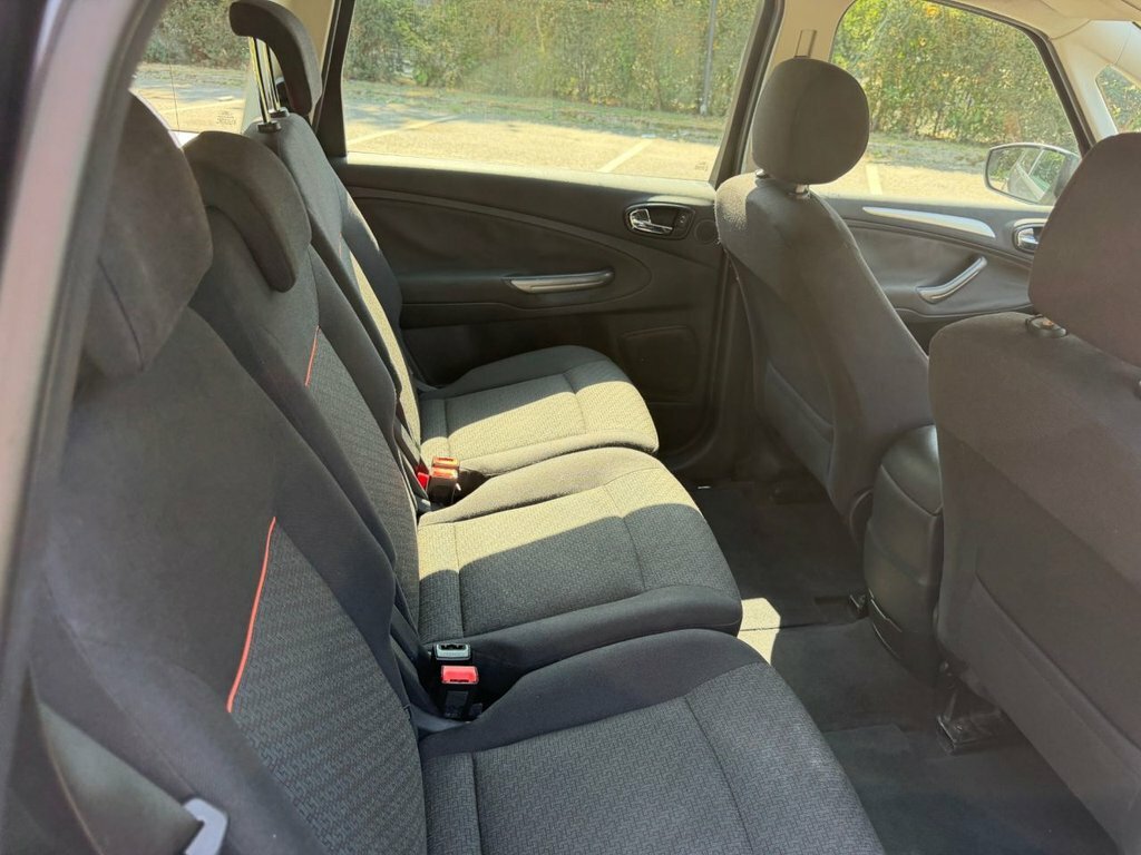 Ford S-Max 2.0 Titanium 7 Seater Pan Roof Silver #14