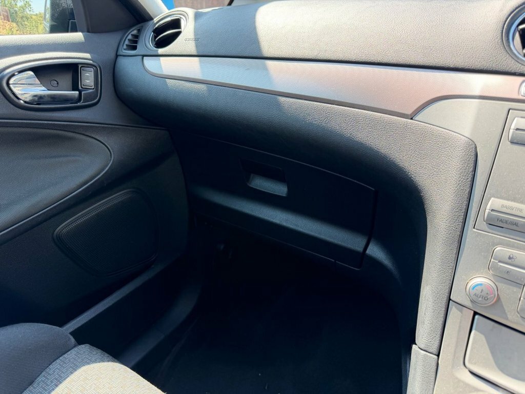 Ford S-Max 2.0 Titanium 7 Seater Pan Roof Silver #41