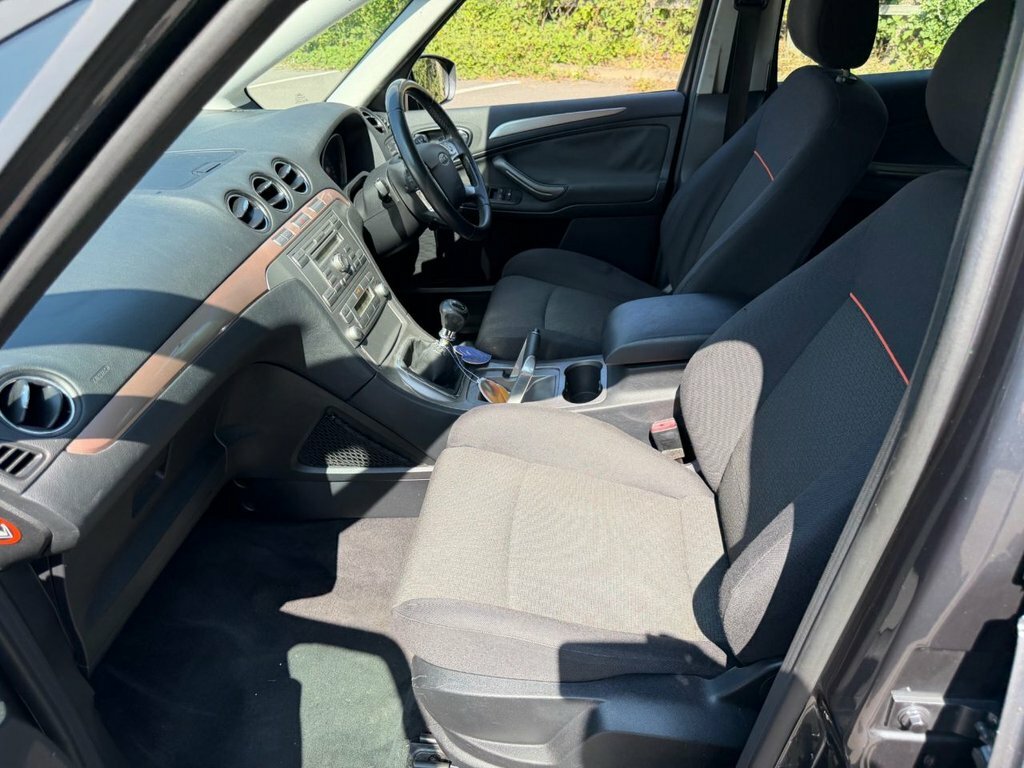 Ford S-Max 2.0 Titanium 7 Seater Pan Roof Silver #11