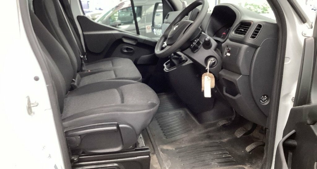 Vauxhall Movano Mpv White #4