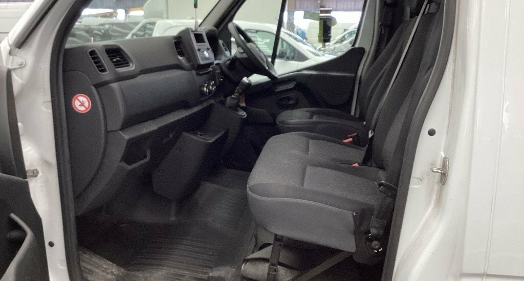 Vauxhall Movano Mpv White #5