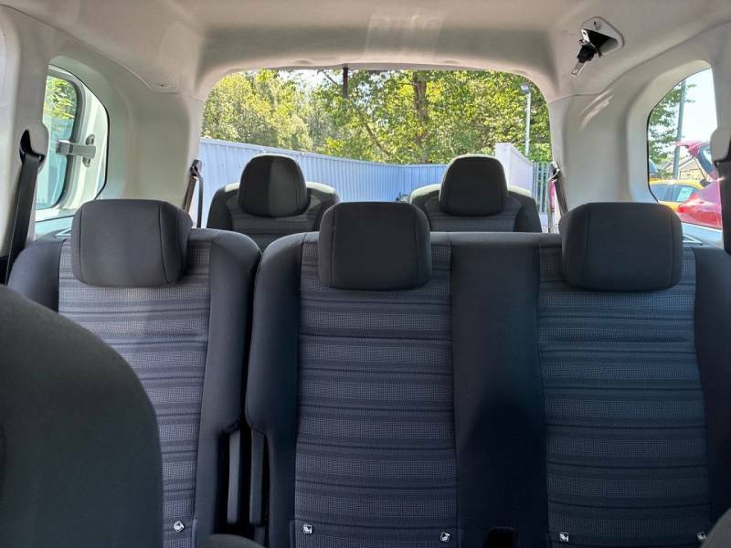 Vauxhall Combo Life Combo Life 1.5 Turbo D 130 Energy Estate Blue #16