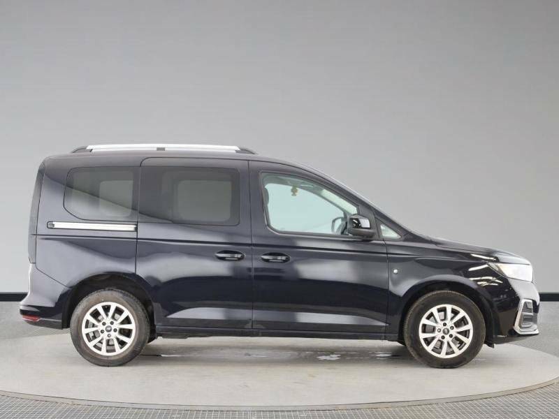 Ford Tourneo Connect 2.0 Ecoblue Titanium Black #2