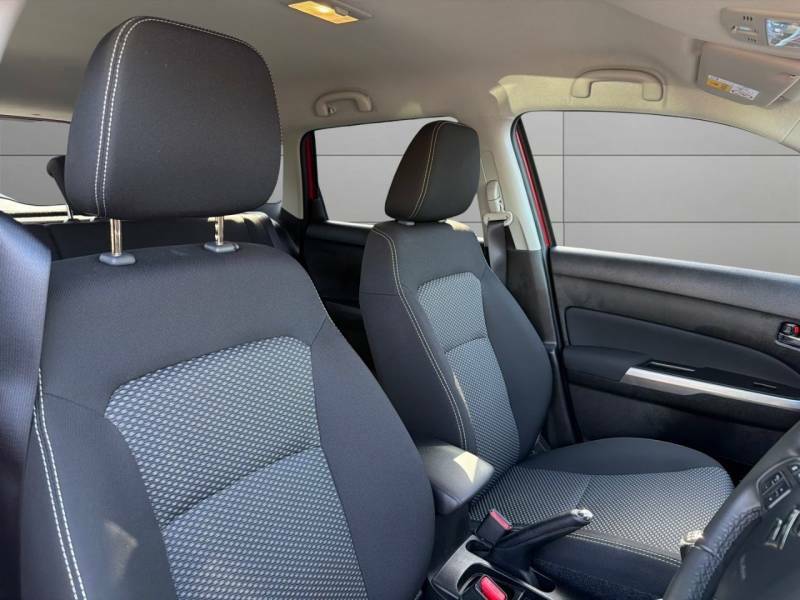 Suzuki Vitara E Vitara Estate White #9