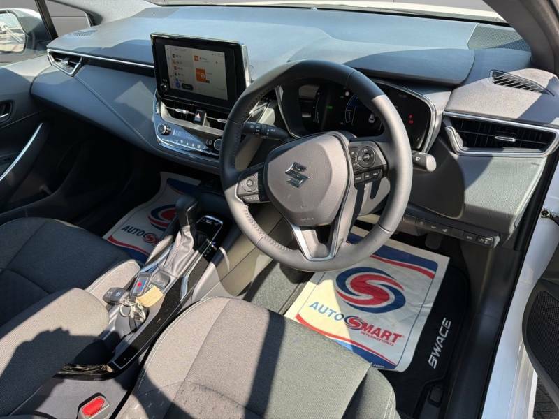 Suzuki Swace Motion White #9
