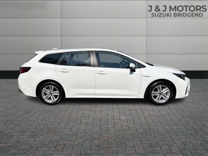 Suzuki Swace Motion White #8