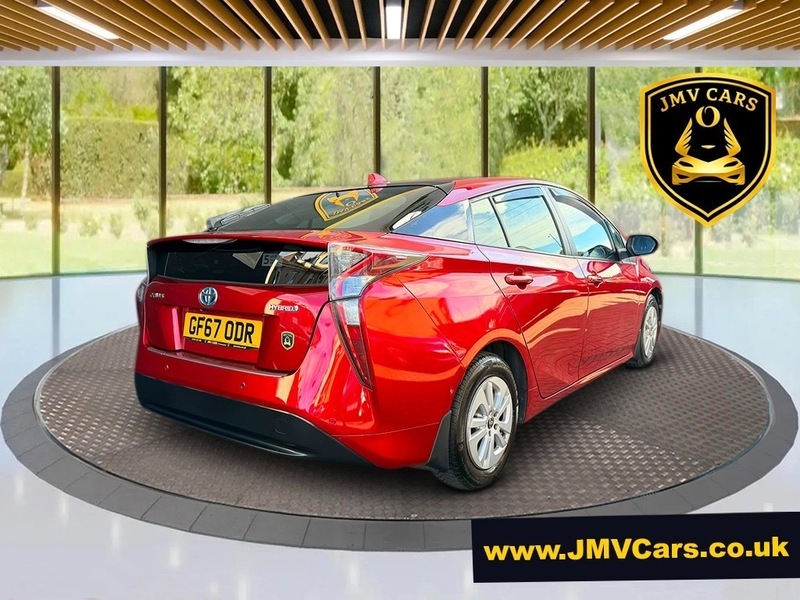 Toyota Prius+ Vvt-i Business Edition Plus Red #6