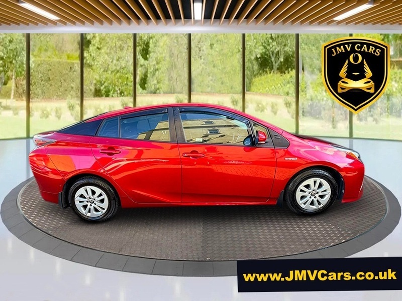 Toyota Prius+ Vvt-i Business Edition Plus Red #2