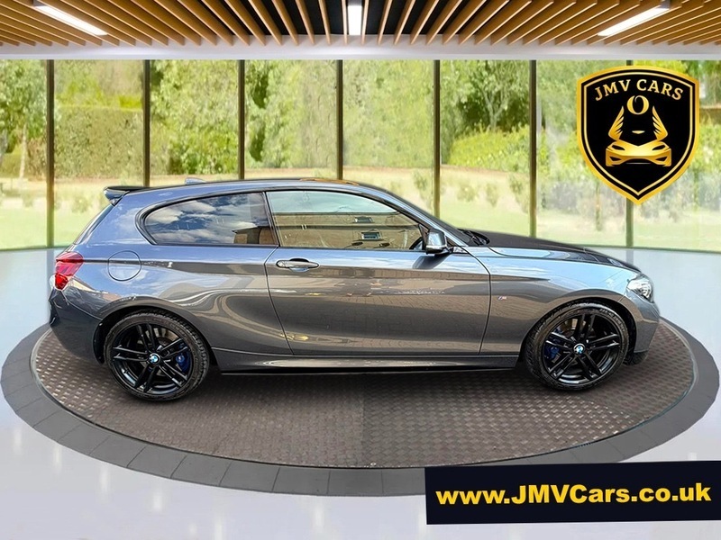 BMW 1 Series Bmw 1 118I 1.5 Sport Pro Nav Sun Protection Gl Black #2