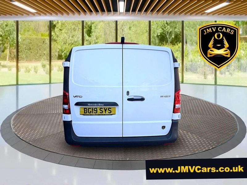 Mercedes-Benz Vito 111 Cdi White #4