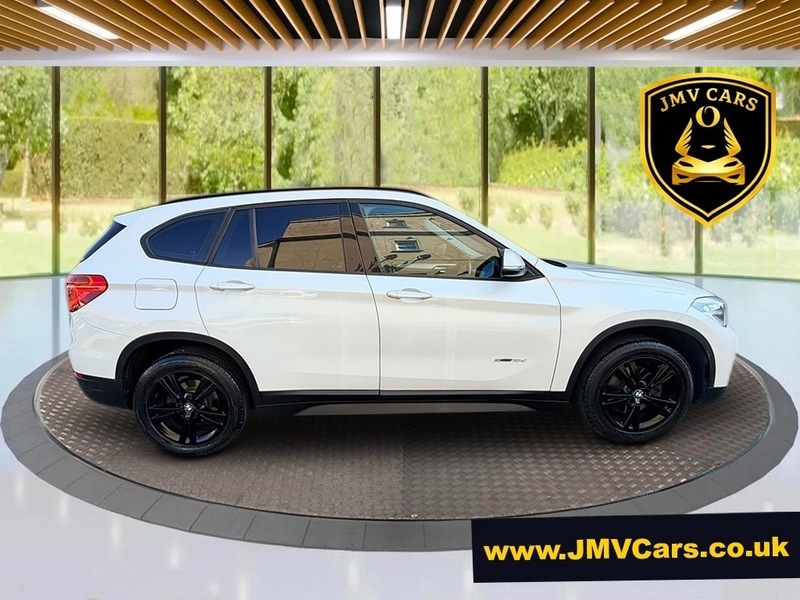 BMW X1 Sdrive18d Se White #2