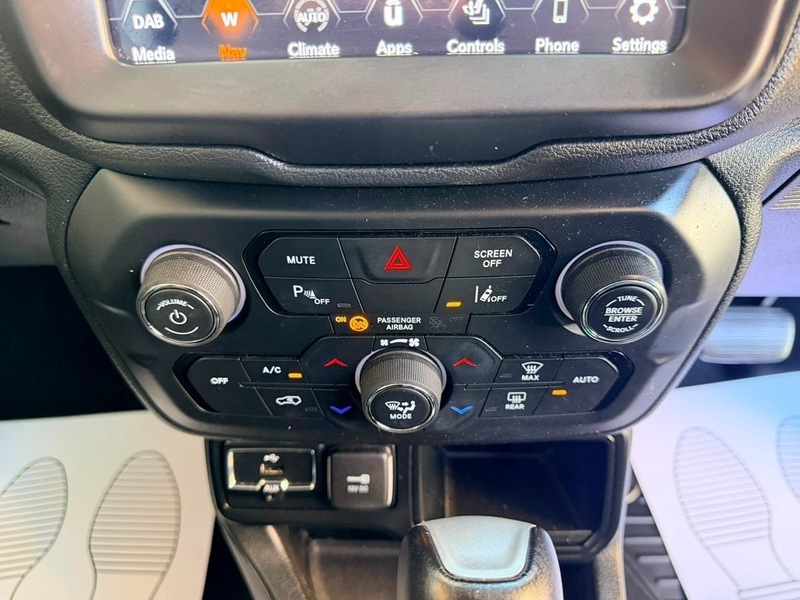 Jeep Renegade Night Eagle Grey #11