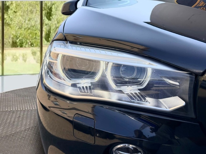 BMW X5 Xdrive 30D M White #7