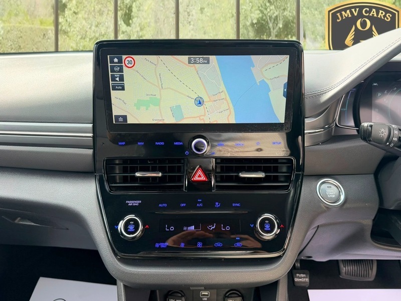 Hyundai Ioniq First Edition Hev S-a White #9