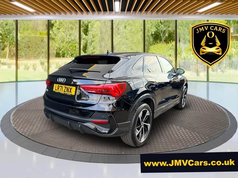 Audi Q3 Sportback Tfsi E S Black #6
